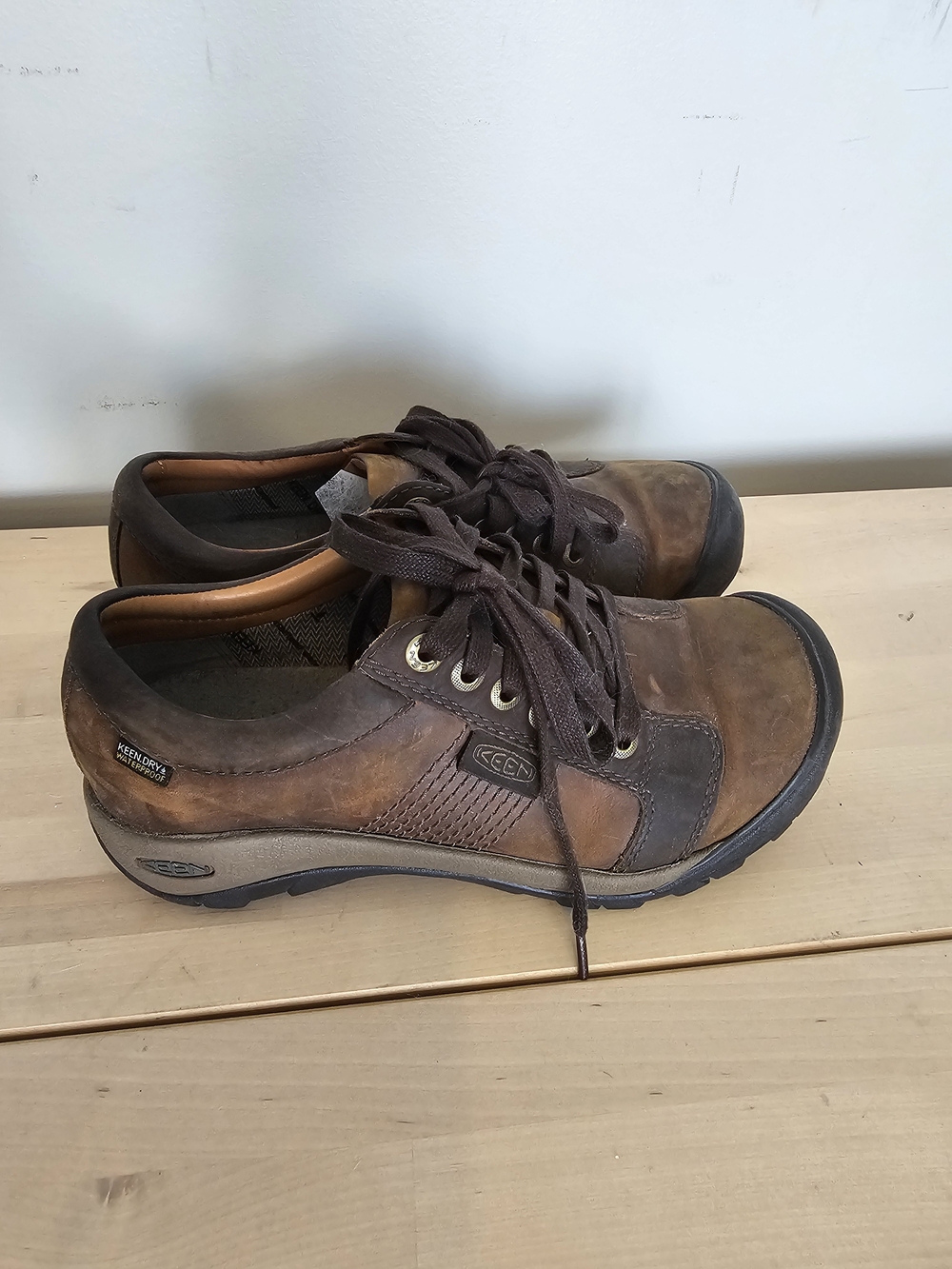 KEEN Men’s Brown Leather Casual Lace-Up Shoe